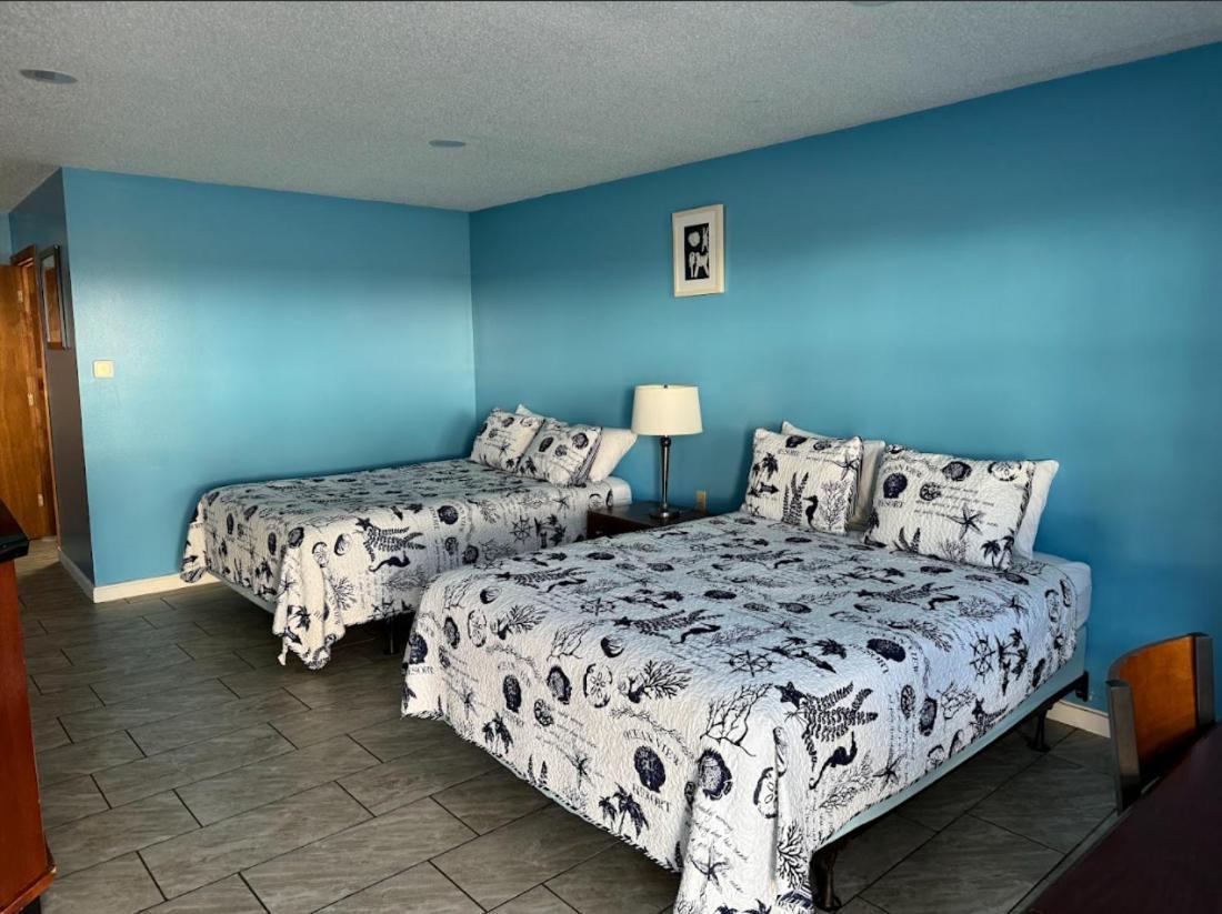 White Birches Motel 2*